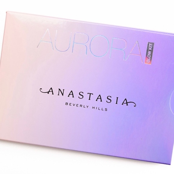 ✨x2 ABH GLOW 'Aura'palette w/Abh meshbag/ fanbrush - Picture 3 of 8